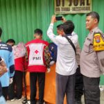 Mayat Pria Misterius Ditemukan di Area Ruko Turirejo Lawang, Dievakuasi ke RSSA
