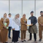 Kadis DPMPTSP Siap Dukung Aspirasi LHMB Kota Dumai Terkait Penertiban Kabel Internet Sembrawut Menulis IMG-20260615-WA0058(1)