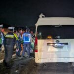 Hiace Tabrak Truk di Tol Malang-Pandaan, Polisi Dalami Penyebab Kecelakaan yang Tewaskan Tiga Penumpang Screenshot_20260723-212921