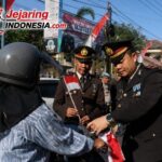 Merah Putih Berkibar di Jalan, Sat Resnarkoba Situbondo Ajak Warga Semarakan HUT ke-81 RI Screenshot_20260818-161921