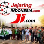 Kapolsek Pesanggaran Apresiasi Karnaval Maulid: 215 Mobil, Sholawat Menggema, Warga Tertib Screenshot_20260825-100152