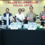 Polda Jatim Ungkap 1.870 Kasus Narkoba Periode Juli 2.382 Tersangka Diamankan IMG-20260930-WA0088