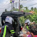 Tim Urai Satlantas Polresta Banyuwangi dan Ditlantas Polda Jatim, Evakuasi Pasien di Tengah Kepadatan Arus Lalu Lintas Screenshot_20260907-113319