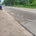 Pihak Perusahaan di Pelintung Kecamatan Medang Kampai Bungkam Terkait Jalan Rusak dan Dana CSR, Peran Pemda dan DPRD Dipertanyakan Screenshot_20260927-053209