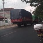 Antrean Ketapang-Gilimanuk Menyusut Jadi 2,8 Km, Polisi Masih Kawal Di Ekor Depan Rumah Kayu Screenshot_20261001-064738